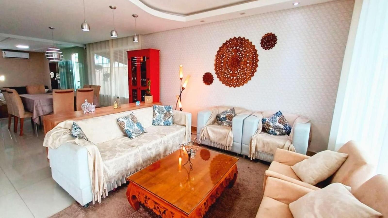 Casa Com 5 Quartos E Area Gourmet Em Holiday home