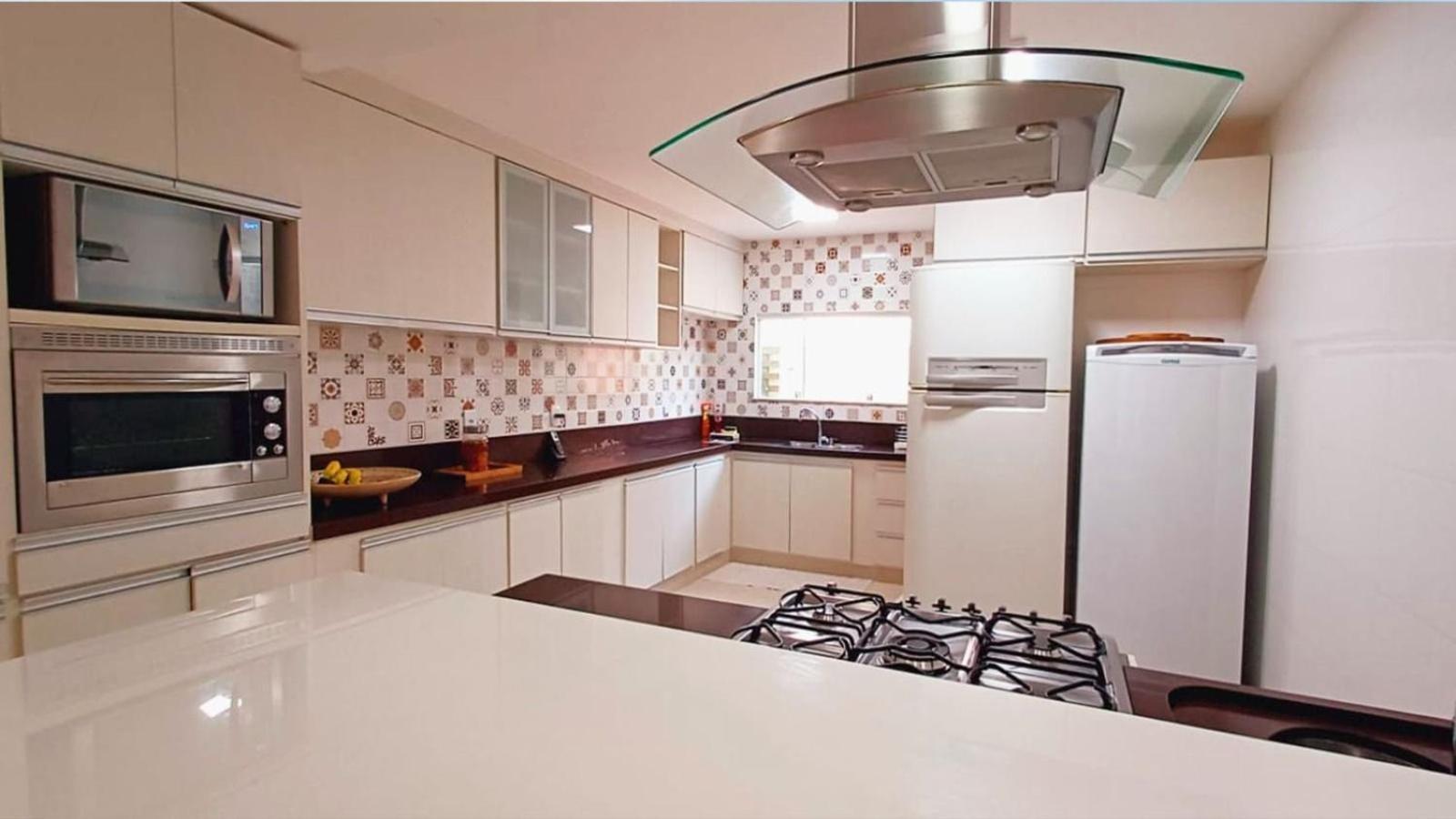 Holiday home Casa Com 5 Quartos E Area Gourmet Em *